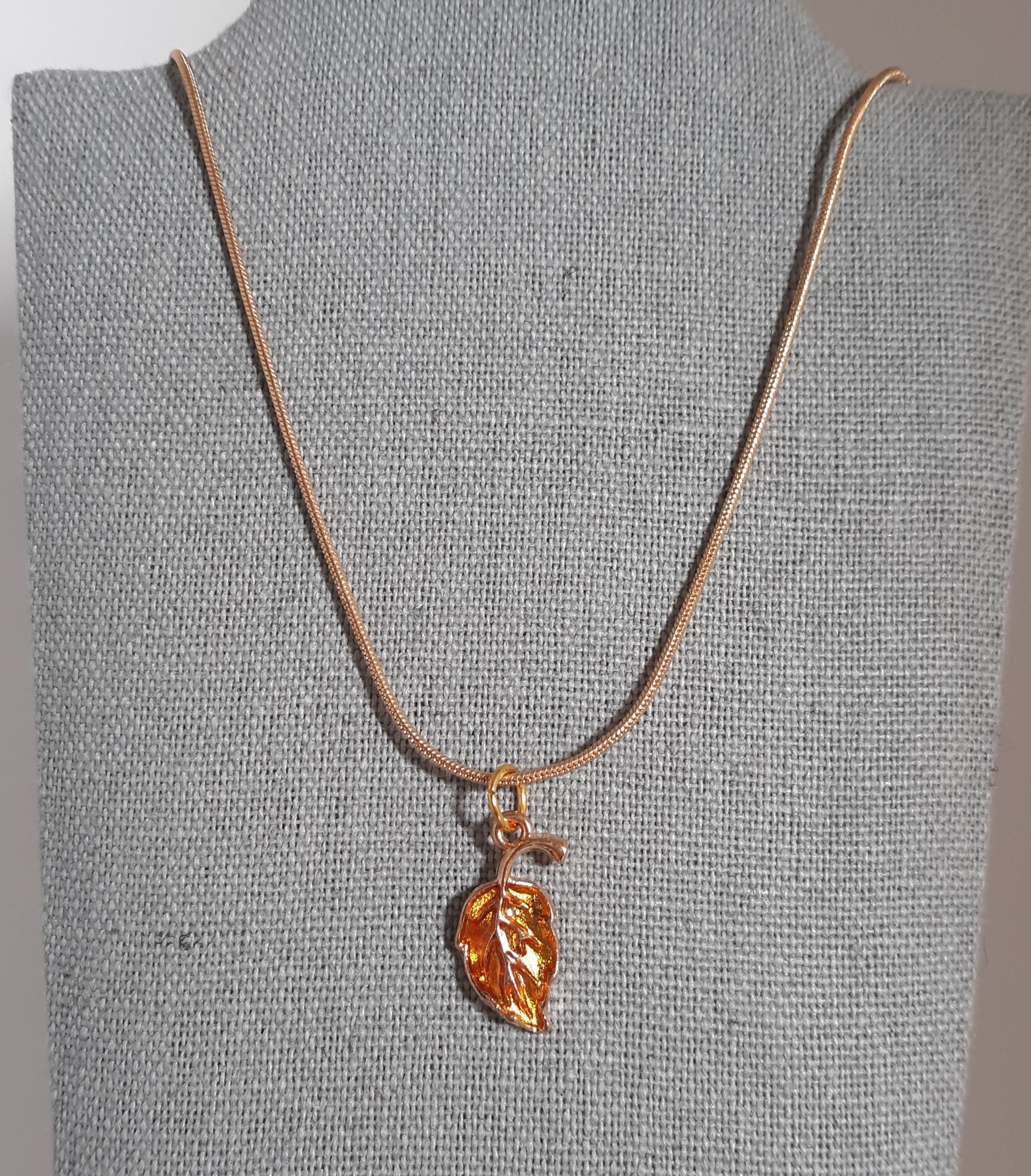 Autum Leaves Necklaces