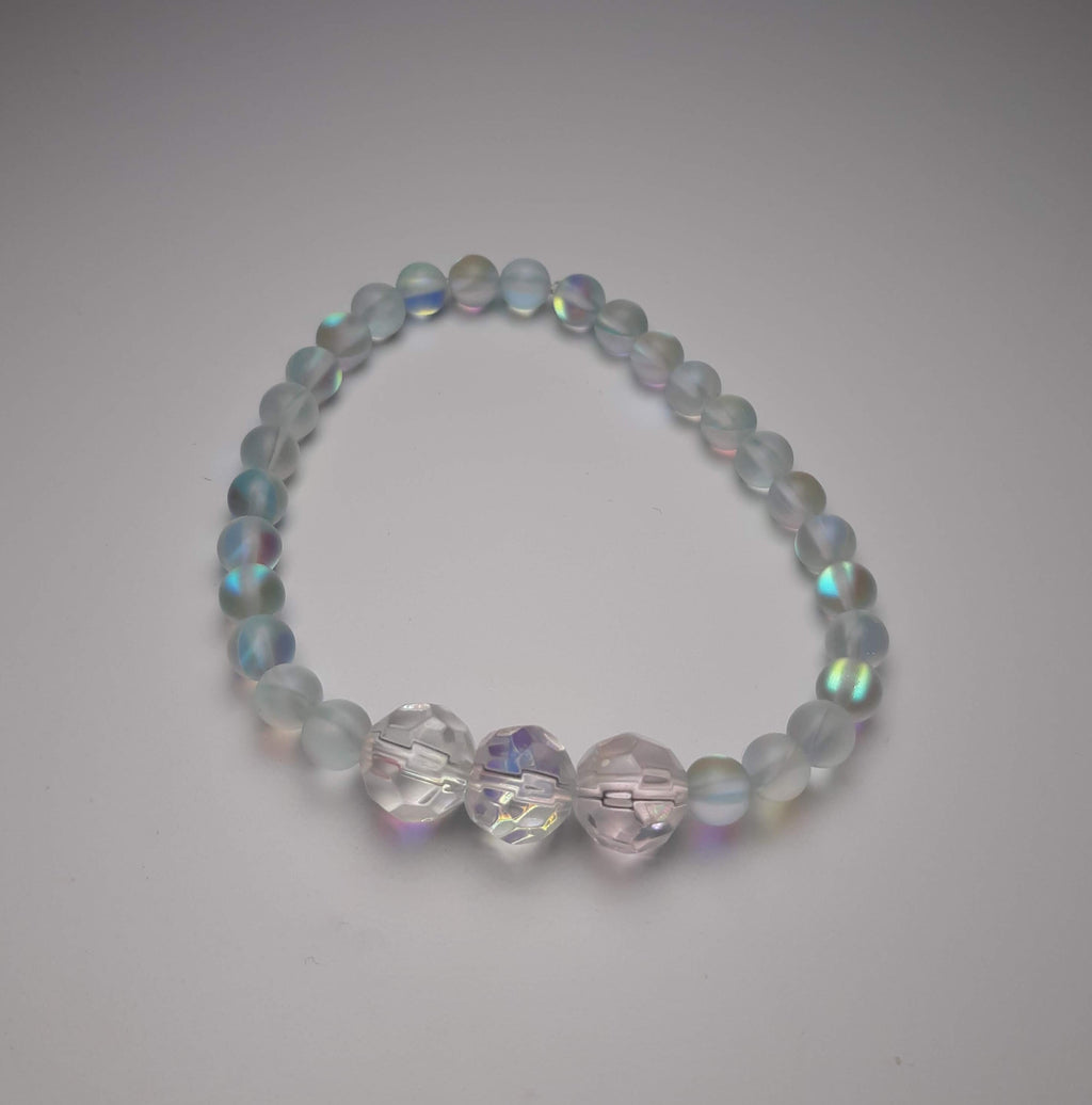 Clear Iridescent Sparkle Beaded Bracelet