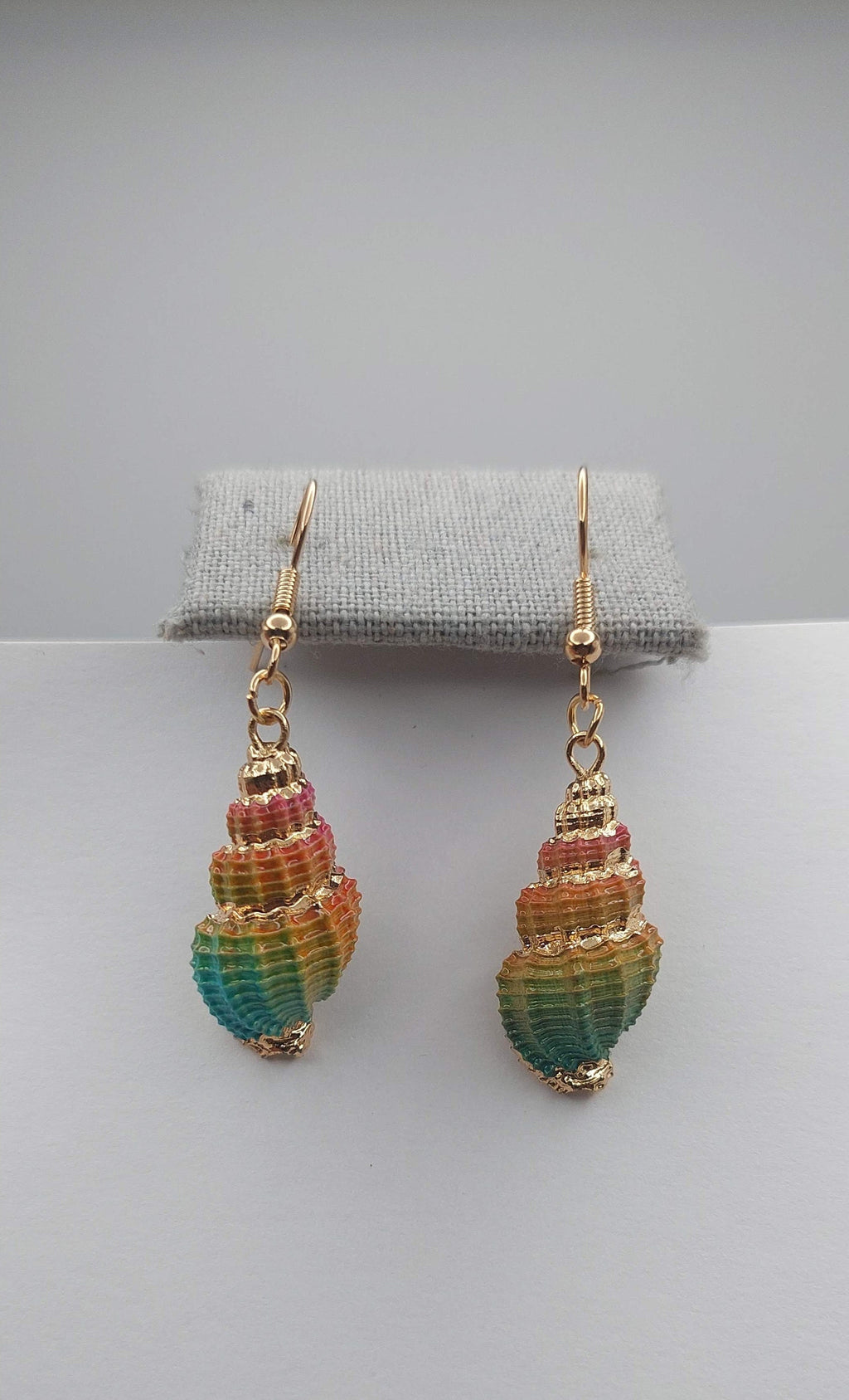 Rainbow Beach Conch Ocean Gold Earrings